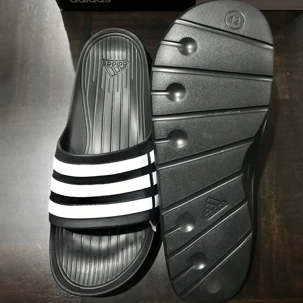 Adidas Duramo Slides Men Sandals size 12 - Picture 3 of 8
